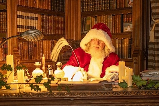 Santa at the Castle